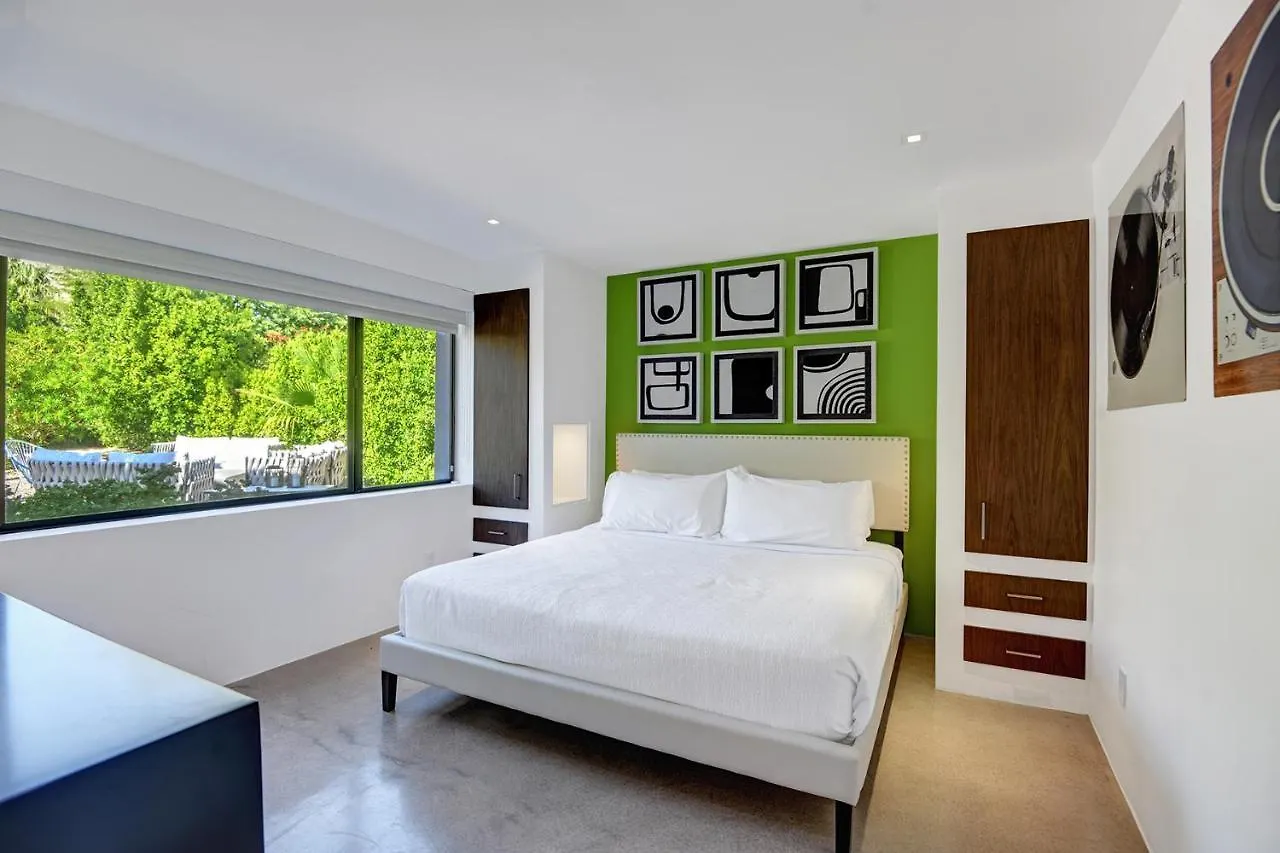 Ultra Luxury Resort Like Compound Pool, Spa, Fire Pit- Close To Everything- 4Bd/2.5Bth Palm Springs Estados Unidos