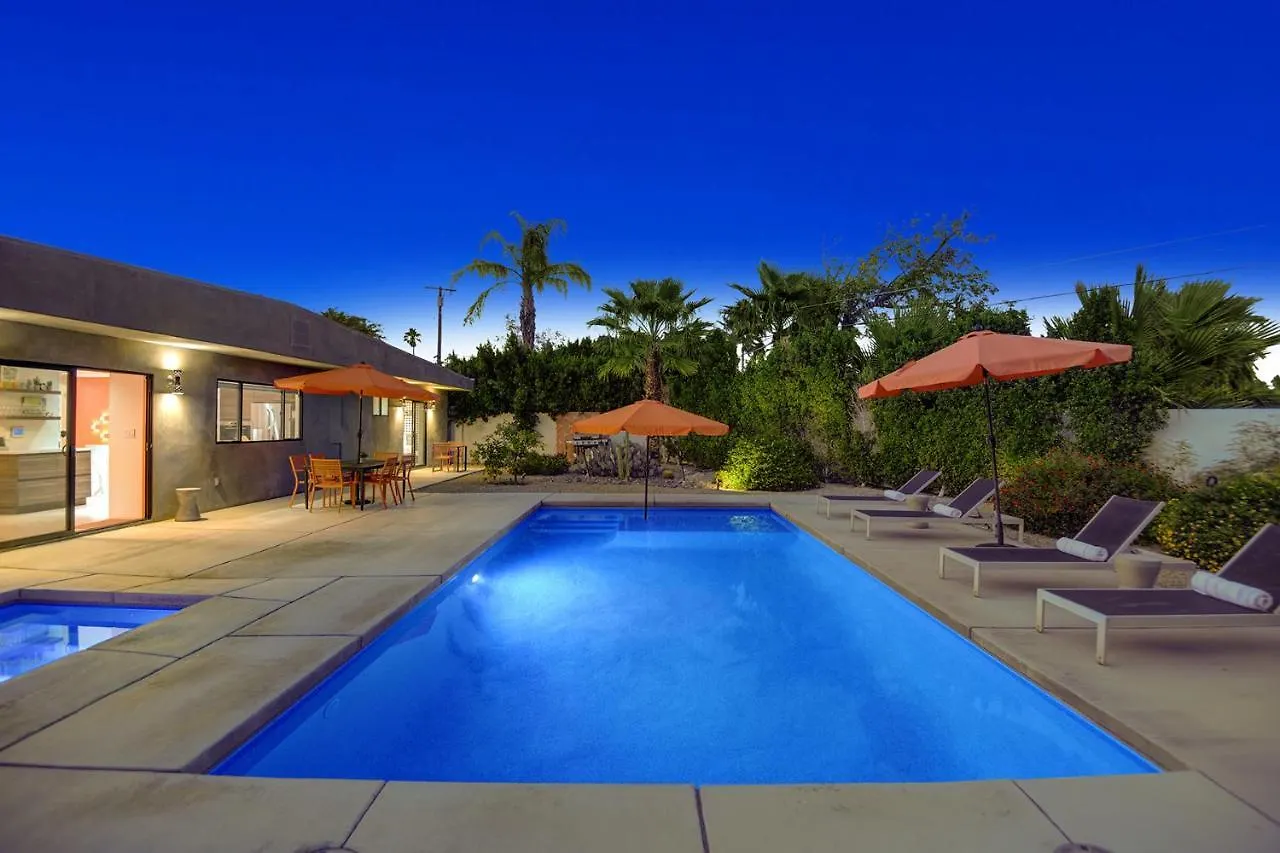 Ultra Luxury Resort Like Compound Pool, Spa, Fire Pit- Close To Everything- 4Bd/2.5Bth Palm Springs Estados Unidos