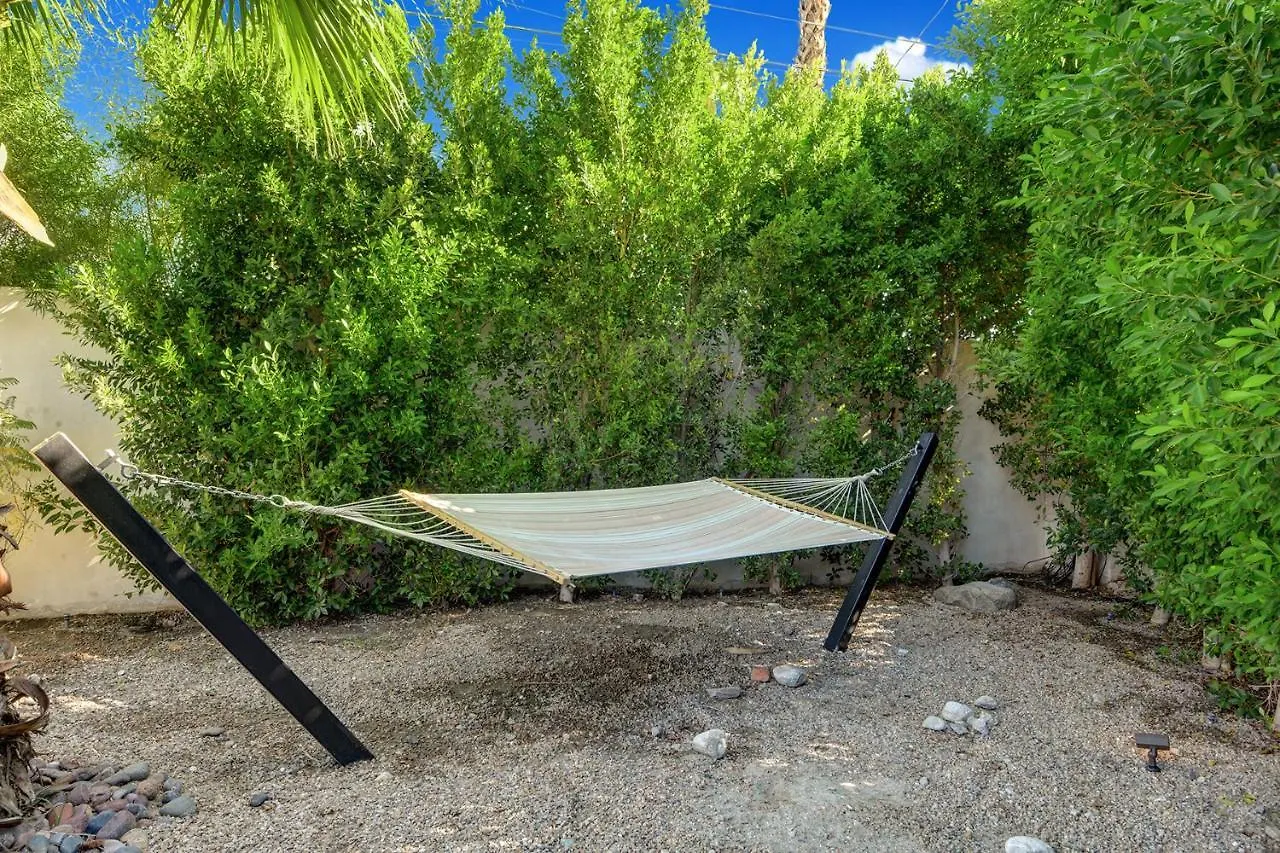 Сasa de vacaciones Ultra Luxury Resort Like Compound Pool, Spa, Fire Pit- Close To Everything- 4Bd/2.5Bth Palm Springs