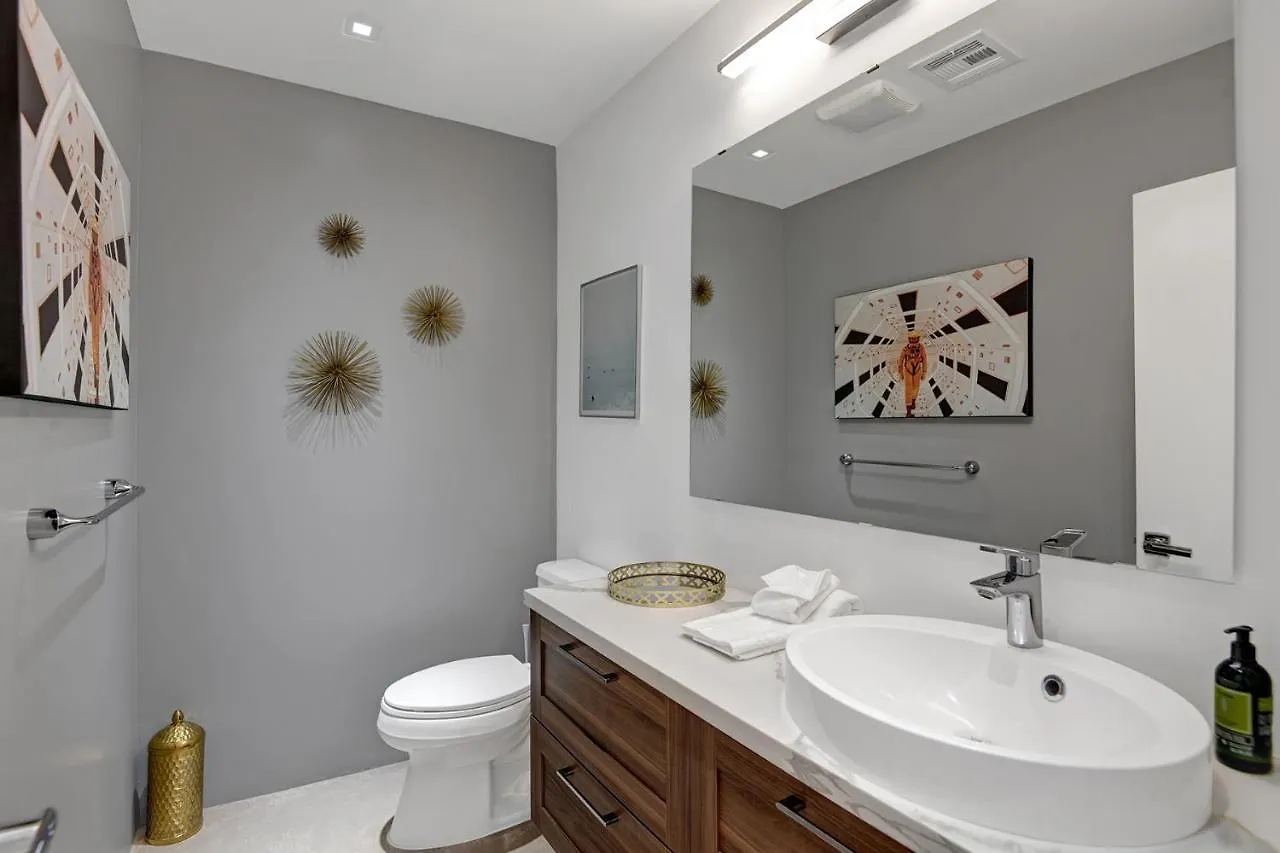 Ultra Luxury Resort Like Compound Pool, Spa, Fire Pit- Close To Everything- 4Bd/2.5Bth Palm Springs 0*,